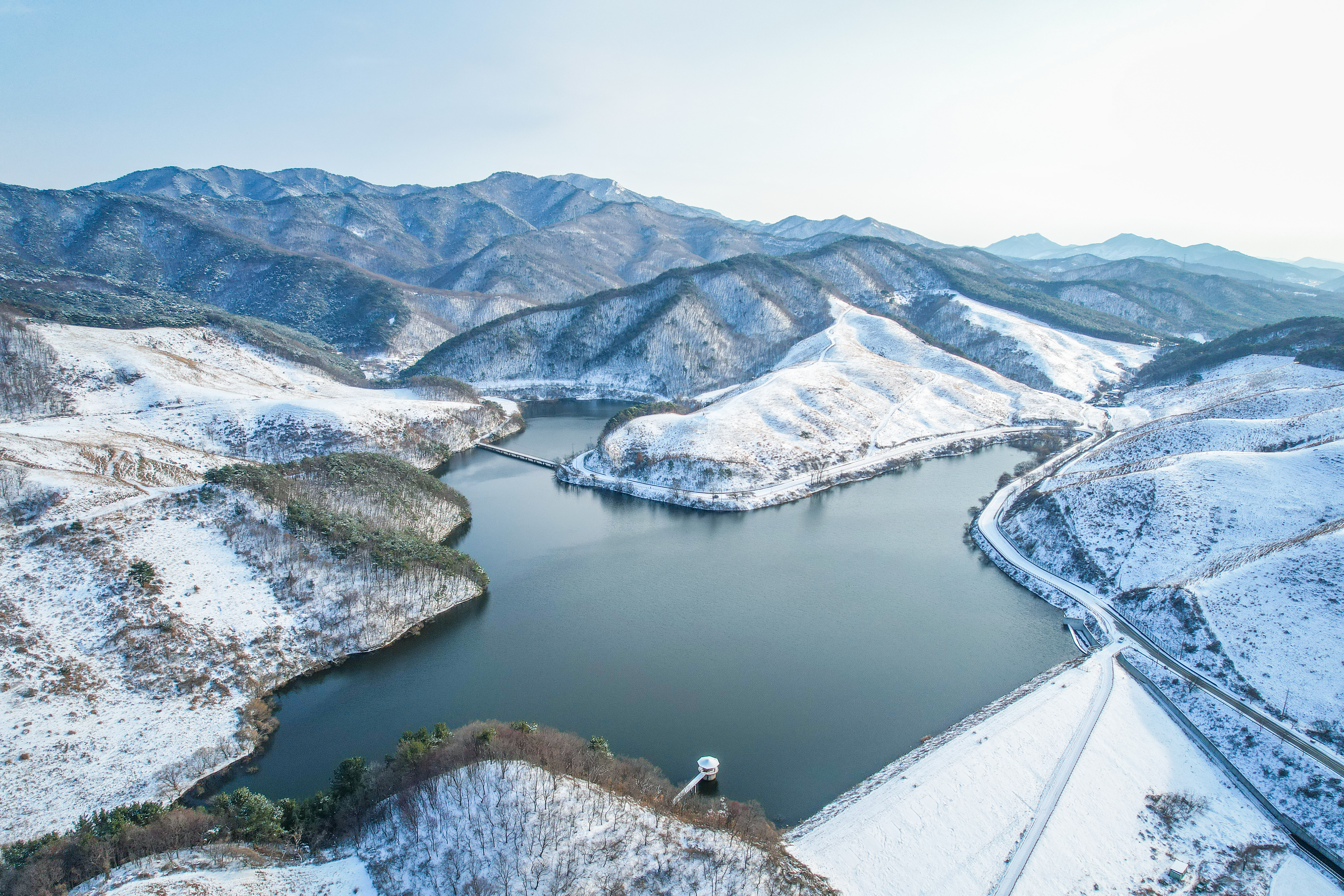 충남 서산 신창저수지