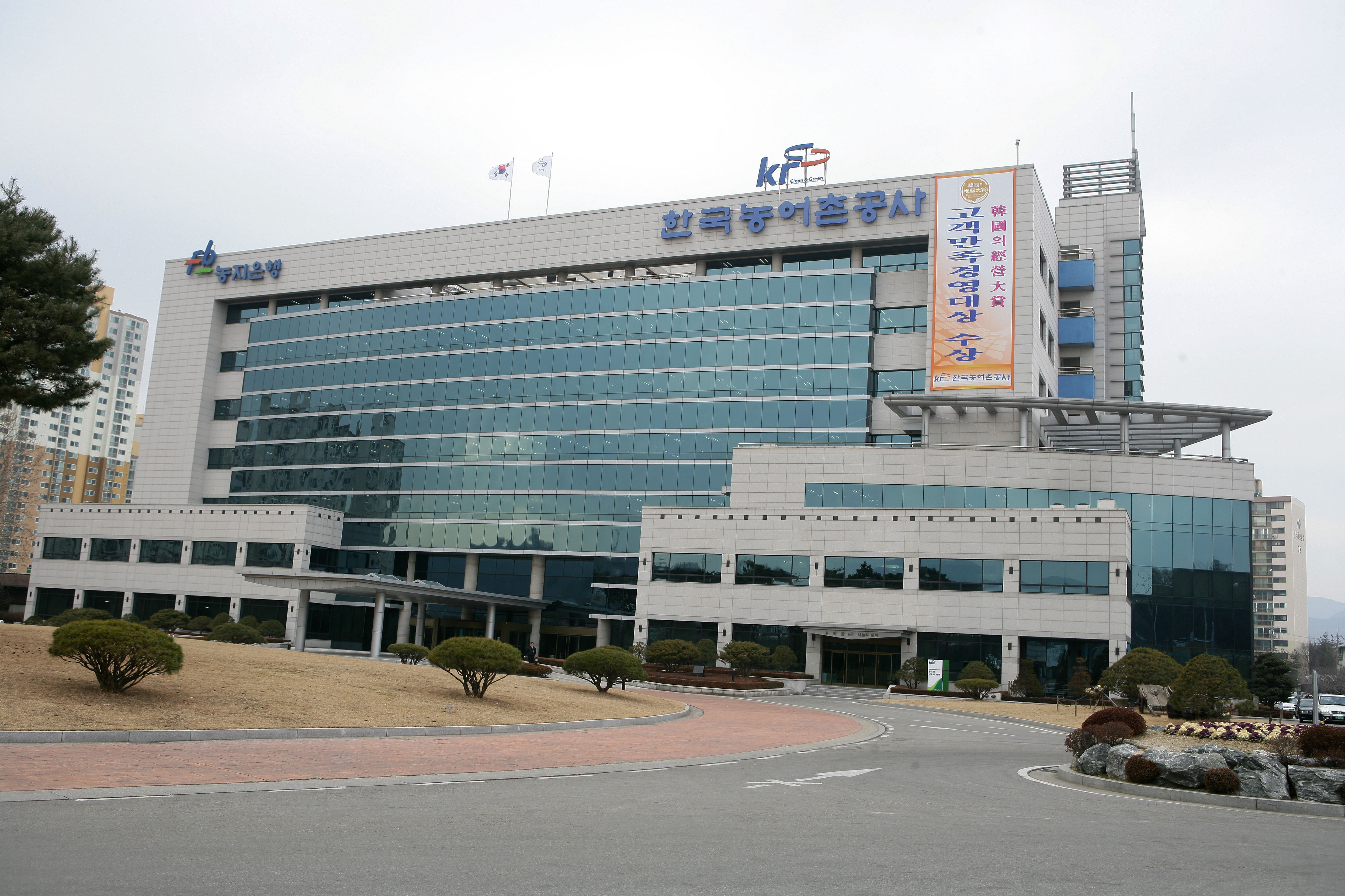 몬사전경